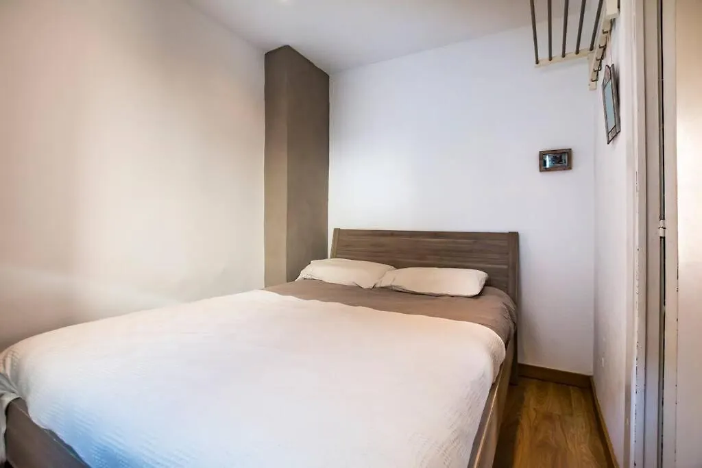 Apartment Prive Terrace In El Born, Near The Beach Barcelona
